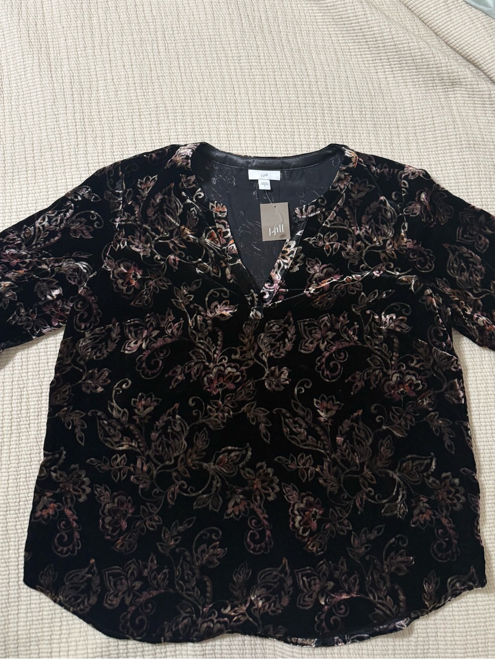 NWT J. Jill Black Velvet Floral Burnout V-Neck Tunic Blouse Top Size S